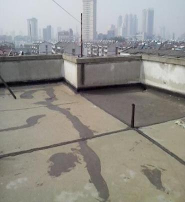 措勤漏水维修 楼顶漏水是什么原因，楼顶漏水维修方法是什么?